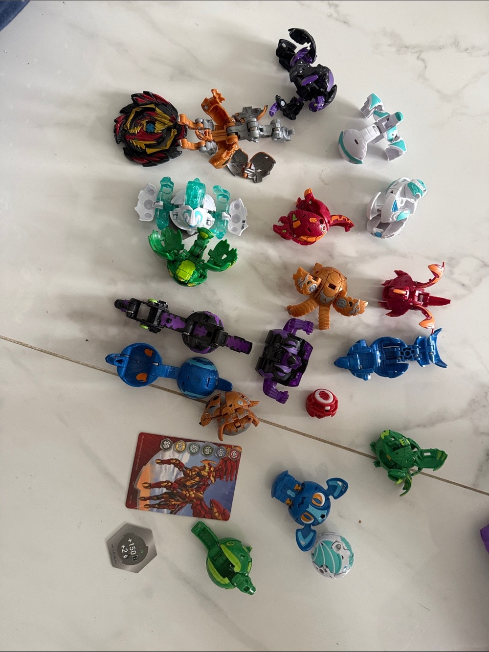 Lot of 18 Bakugan battle brawlers